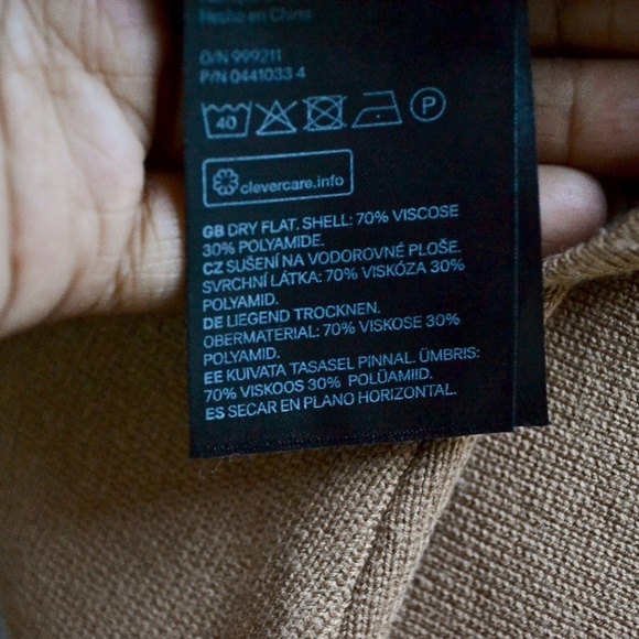 H&M Sweater T-Shirt - Size S - Picture 3 of 6